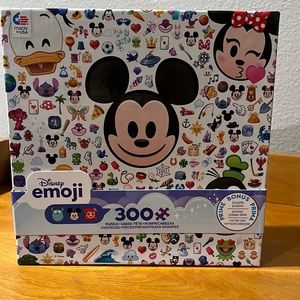 Disney Emoji 300 Piece Puzzle
